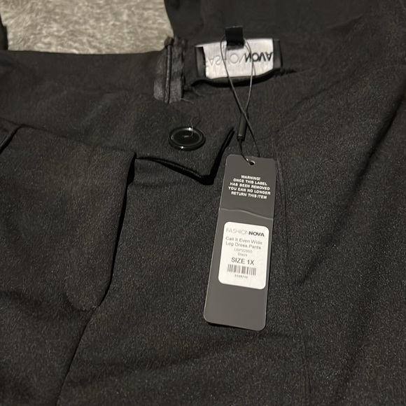 Fashion Nova Wide Leg Pants - Picture 5 of 5